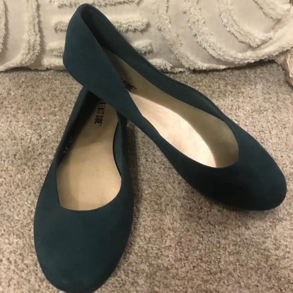 Green Lower East Side ballet flats size 10